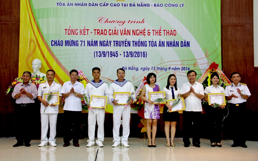 Báo Công lý và TAND cấp cao tại Đà Nẵng tổ chức tổng kết trao giải Văn nghệ và Thể thao kỷ niệm 71 năm ngày Truyền thống TAND