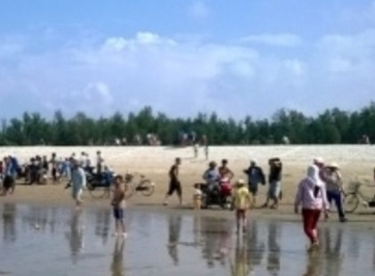 Thanh Hóa: 1 người đàn ông chết bất thường trên bãi biển