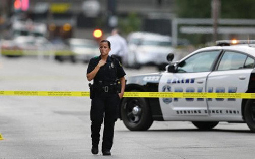 Cảnh sát Mỹ bắn chết một thiếu niên da màu