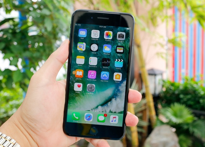 Hi�nh a�nh: Chiêm ngưỡng chiếc iPhone 7 đầu tiên có mặt tại Việt Nam với giá 38 triệu s�� 4