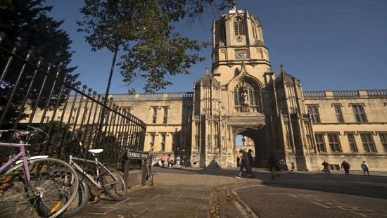 Đại học Oxford dẫn đầu 10 trường ĐH tốt nhất thế giới