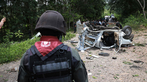 Nổ bom ở miền Nam Thái Lan, 4 Cảnh sát thương vong 