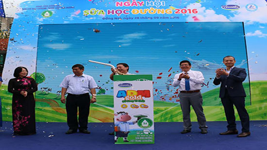 Vinamilk và Tetra Pak khởi động chương trình sữa học đường năm học 2016- 2017