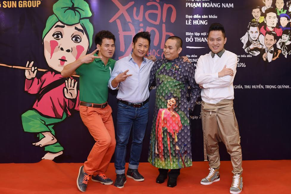 Đạo diễn tiết lộ mức đầu tư hơn 10 tỷ đồng cho liveshow Xuân Hinh