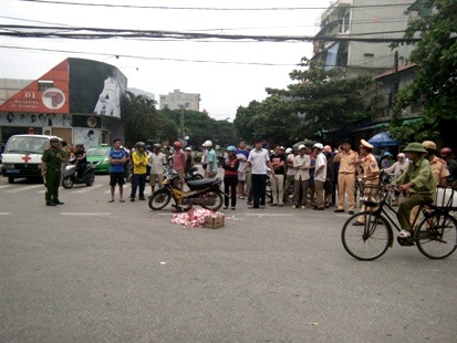 Thanh Hóa: Một người phụ nữ bị xe buýt cán tử vong