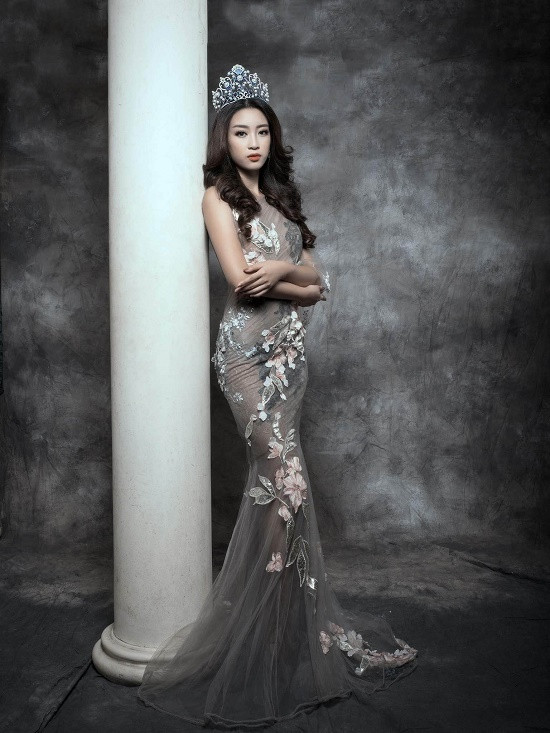 Hoa hậu Đỗ Mỹ Linh yêu kiều nhưng đầy ma mị trong bộ hình mới