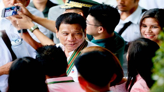 Tin tức thế giới 24 giờ: Bất chấp dư luận thế giới, người dân Philippines vẫn ủng hộ ông Duterte