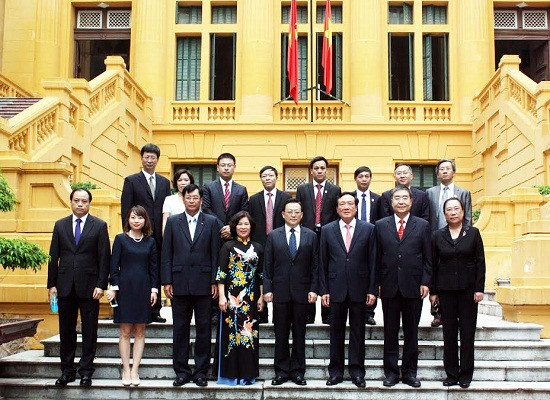Bí thư Trung ương Đảng, Chánh án TANDTC Nguyễn Hòa Bình tiếp Đoàn đại biểu VKSNDTC Trung Quốc