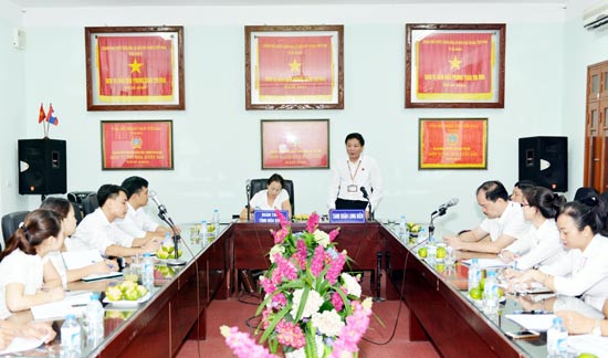 TAND 2 cấp tỉnh Hoà Bình và TAND quận Long Biên, Hà Nội: Trao đổi kinh nghiệm về cải cách hành chính tư pháp