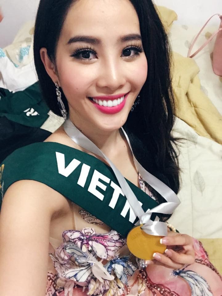 Nam Em giành giải Bạc trong phần thi Tài năng tại Hoa hậu Trái Đất 2016