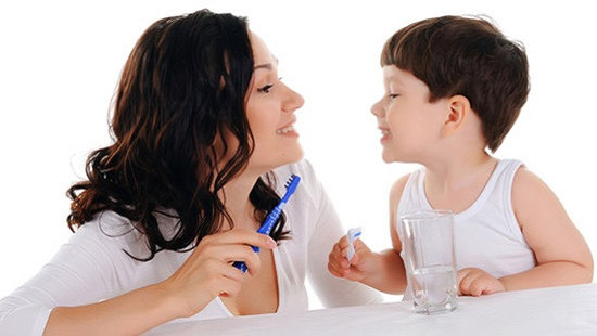 Cha mẹ nên làm gì để con không mắc các bệnh về răng miệng 