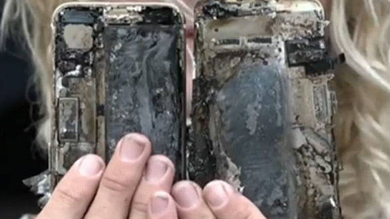 iPhone 7 mới mua được 1 tuần cũng bốc cháy trên xe