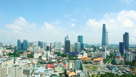 BĐS TP Hồ Chí Minh: Thừa phân khúc cao cấp, thiếu căn hộ vừa tiền