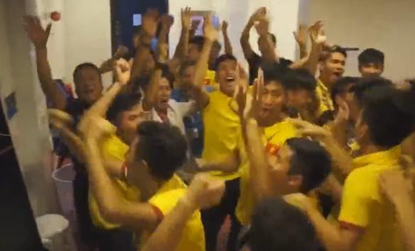 FIFA, AFC và truyền thông quốc tế chúc mừng chiến thắng lịch sử của bóng đá Việt Nam