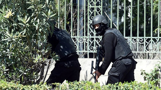 Tunisia bắt giữ 2 nghi can khủng bố người Mỹ 
