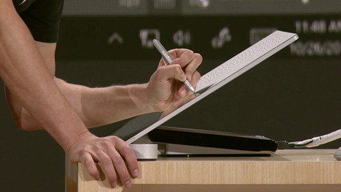 Surface Studio - bước đột phá của Microsoft trong máy tính AIO