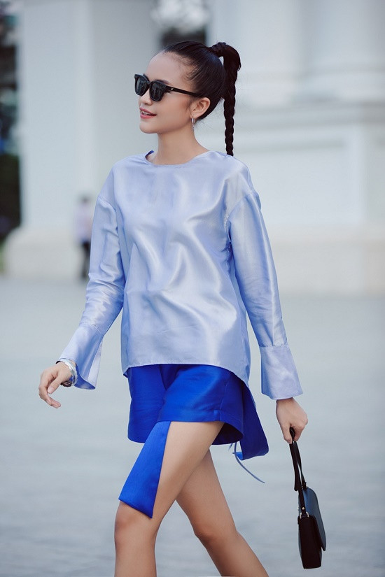 Bộ đôi Quán quân Vietnam’s Next Top Model đối lập style xuống phố