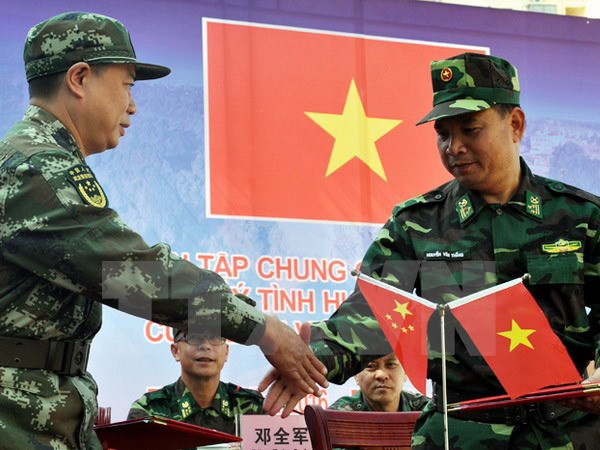 Biên phòng Việt -Trung diễn tập liên hợp chống khủng bố tại cửa khẩu 