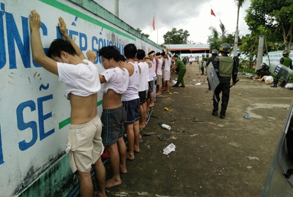 Bắt khẩn cấp 20 đối tượng gây rối tại trung tâm cai nghiện tỉnh Đồng Nai