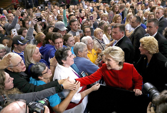 Bầu cử Mỹ 2016: Số người tham gia cuộc vận động tranh cử của bà H.Clinton cao kỷ lục