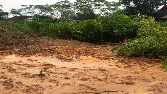 Nghệ An: Sạt lở núi do mưa lớn, sơ tán khẩn cấp 30 hộ dân