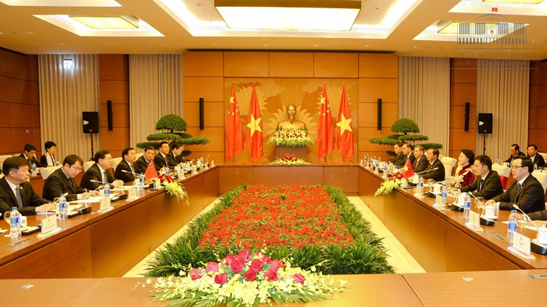 Chủ tịch QH Nguyễn Thị Kim Ngân đón, hội đàm với Chủ tịch Nhân đại Trung Quốc Trương Đức Giang