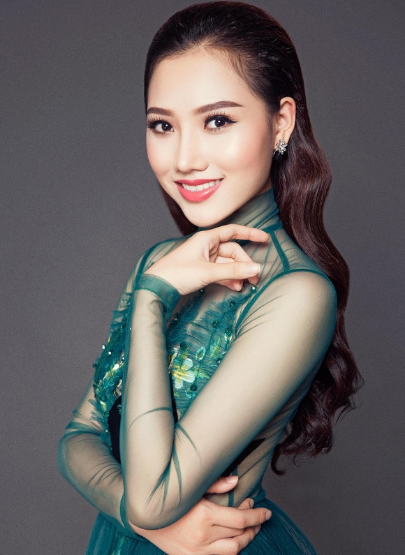 Hoàng Thu Thảo đại diện Việt Nam tham dự Miss Asia Pacific International 2016
