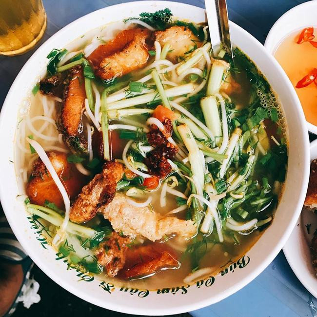 Những món ăn ngon “nhìn là thèm” ngày đầu đông Hà Nội