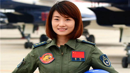 Nữ phi công đầu tiên lái chiến đấu cơ của Trung Quốc tử nạn