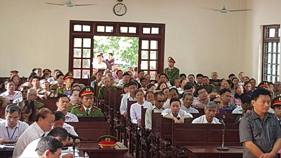 Vĩnh Phúc: Hàng loạt cựu quan chức TP Vĩnh Yên hầu tòa