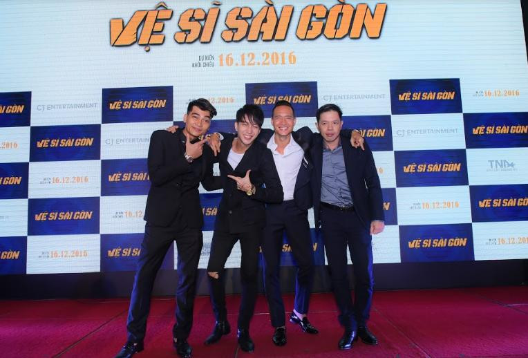 Các chàng “VỆ SĨ SÀI GÒN” bảnh bao hài hước trong showcase hoành tráng tại Hà Nội