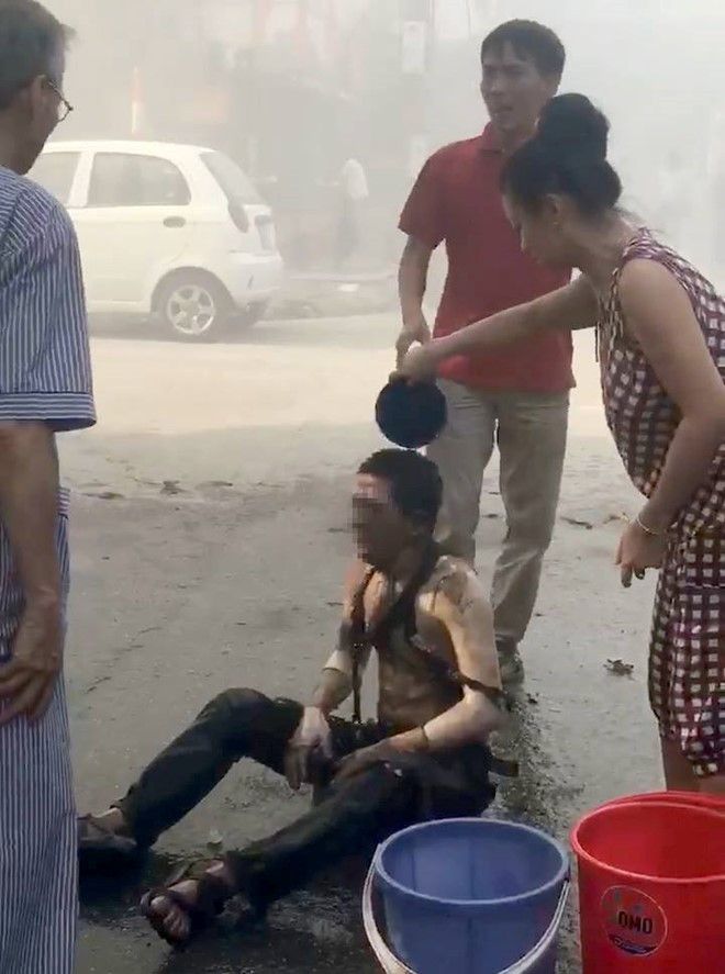 Hà Đông: Nổ bốt biến áp, nhiều người bị thương