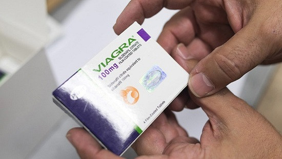 Văn phòng Tổng thống Hàn Quốc giải thích việc mua hàng trăm viên Viagra 