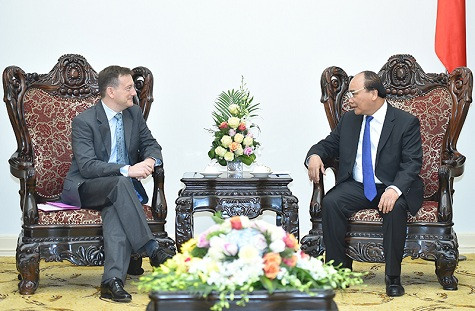 Thủ tướng Nguyễn Xuân Phúc tiếp các Đại sứ