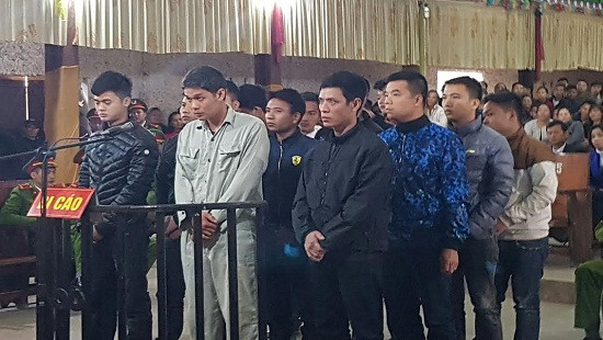 15 bị cáo trong vụ truy sát kinh hoàng ở Phú Thọ lãnh án