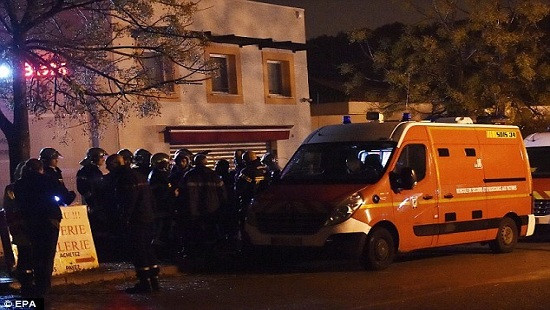 Bắt cóc con tin chấn động nước Pháp, 2 người thiệt mạng