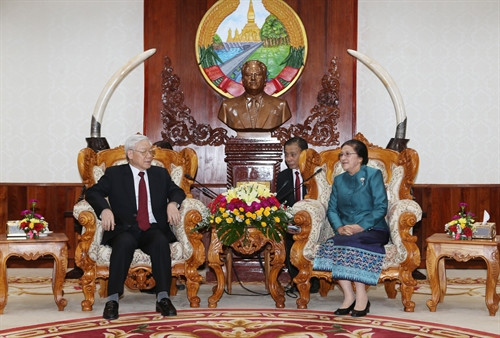 Tổng Bí thư Nguyễn Phú Trọng hội kiến Thủ tướng và Chủ tịch Quốc hội Lào