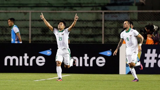 AFF SUZUKI CUP 2016: Vượt qua tuyển Singapore, Indonesia giành vé đi tiếp 