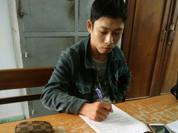 Quảng Nam: Bắt quả tang người bố trẻ buôn ma túy