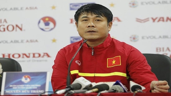 AFF Suzuki cup 2016: HLV Hữu Thắng ca ngợi thầy Riedl