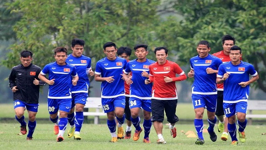 AFF Suzuki Cup 2016: Tuyển Việt Nam tập trên sân chính Pakansari
