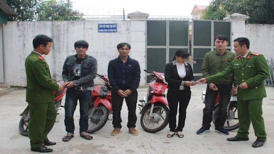 Khởi tố nhóm đối tượng chuyên phá khóa trộm cắp xe máy 
