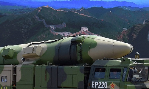 Báo Trung Quốc kêu gọi tăng cường vũ khí hạt nhân để đối phó với “chiêu trò” của Trump