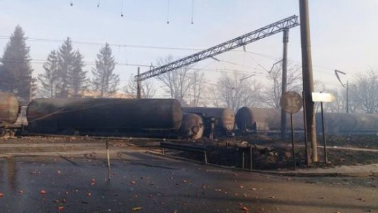 Bulgaria: Trật đường ray, tàu chở khí đốt phát nổ, hàng chục người thương vong