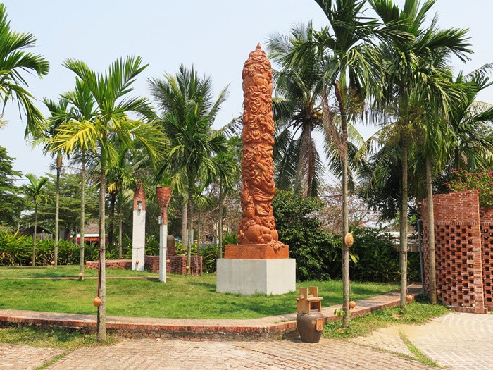 Cận cảnh vẻ đẹp Công viên gốm lớn nhất Việt Nam  