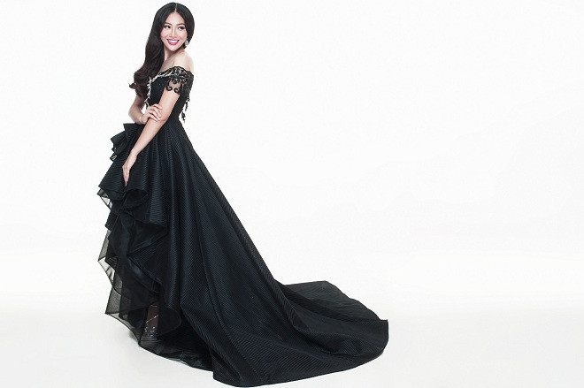 Diệu Ngọc tự tin diện trang phục dạ hội tại Hoa hậu Thế giới 2016
