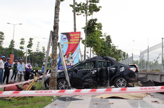 Bình Dương:Tai nạn ô tô, Chánh thanh tra Sở NN- PTNT tử vong