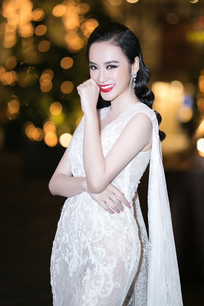 Angela Phương Trinh diện bộ váy tím rịm chào đón tuổi mới - 2sao