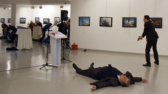 Đại sứ Nga tại Thổ Nhĩ Kỳ bị bắn chết