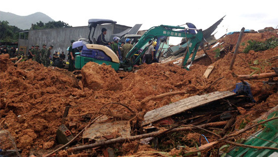 Vụ sạt lở núi ở Khánh Hòa: Tập trung cứu chữa 6 nạn nhân bị thương